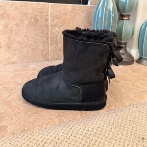 Girls' Bailey Bow II Suede Water Resistant